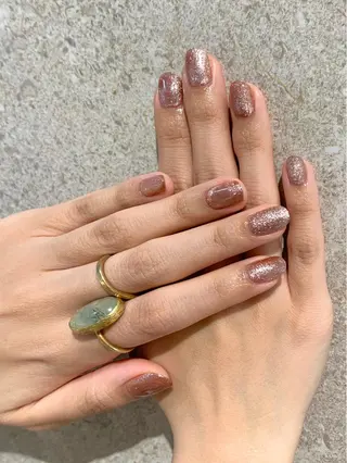 ネイル esby Loely MIZUKIのネイルデザイン