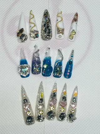 ネイル 川崎 友美のネイルデザイン