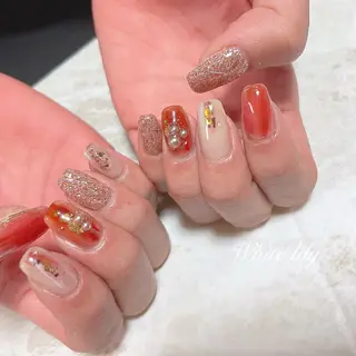 ネイル White lily所属・牧田 雅世のネイルデザイン