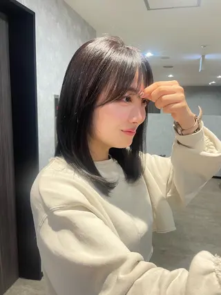 ミディアム 🌐NATSUMI 🌐【寒色カラー】のヘアスタイル