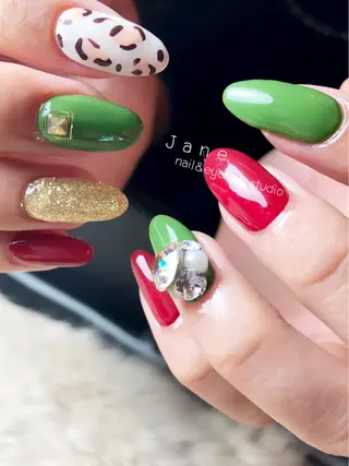 ネイル Yakko pas á pasのネイルデザイン