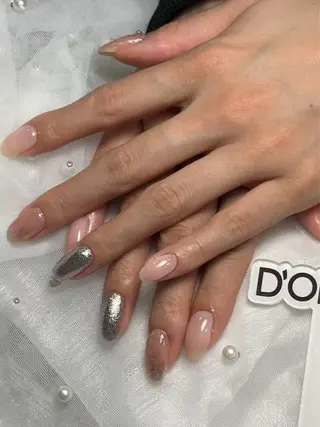 ネイル 長さ出し専門店 上野店サロンのネイルデザイン