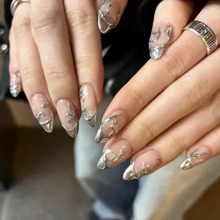 ネイル Lusso🫧 Ayaneのネイルデザイン