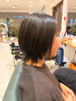 ショート h. akinoのヘアスタイル
