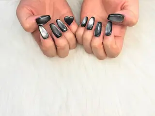 ネイル nailsalon R.のネイルデザイン