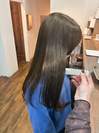 ロング カラー SEIRA🤍 レイヤーカットのヘアスタイル