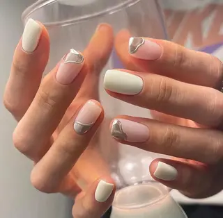 ネイル ネイルサロン 9Carats神田のネイルデザイン