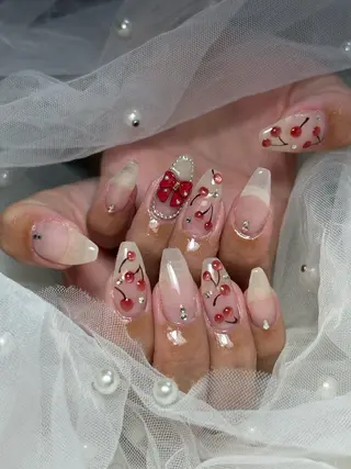 ネイル ✴︎ Delightのネイルデザイン