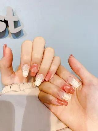 ネイル Nest 平出のネイルデザイン