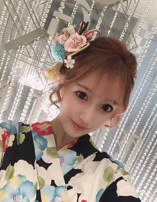 ミディアム ボブ/縮毛矯正/ レイヤー/塚田のヘアスタイル