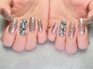 ネイル ネイリスト ハンのネイルデザイン