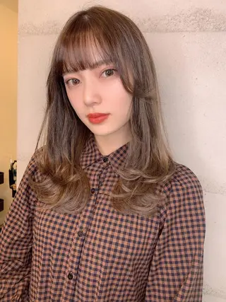 ミディアム カラー 透明感/オリーブ/ グレージュ/YUKAのヘアスタイル