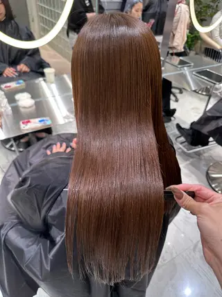 ロング 髪質改善　縮毛の達人 矢井由真のヘアスタイル