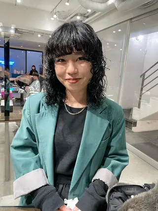 ミディアム パーマ スパイラルパーマ 🌐hina⭐️のヘアスタイル