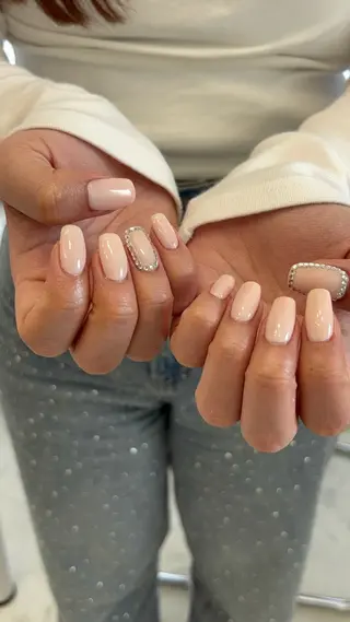 ネイル une／YUKINA 🫧大人nuanceのネイルデザイン