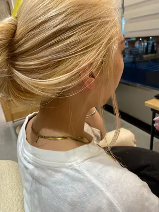 カラー sea's所属・ヒラカホ/矢場町/ ブリーチ/似合わせのヘアスタイル