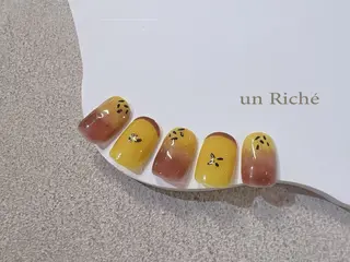 ネイル 深井 聖羅のネイルデザイン