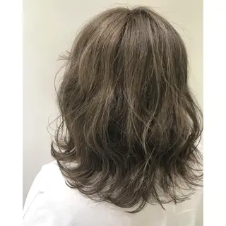 ミディアム カラー 坂西 春果のマツエク・マツパデザイン