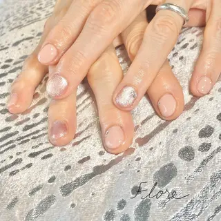 ネイル Flore (フロール)の眉毛・アイブロウイメージ