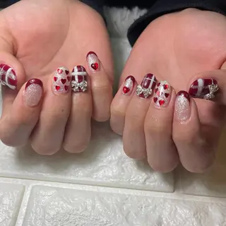 ネイル Feliz所属・Feliz 楽しいネイルサロンのネイルデザイン