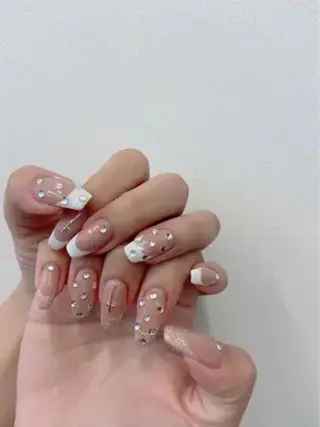 ネイル 🛁fein. 🎀明治神宮前🪞のマツエク・マツパデザイン