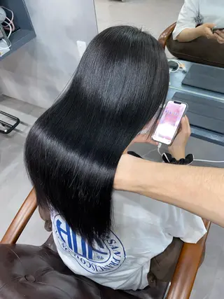 ロング カラー 宇佐美 柊のヘアスタイル