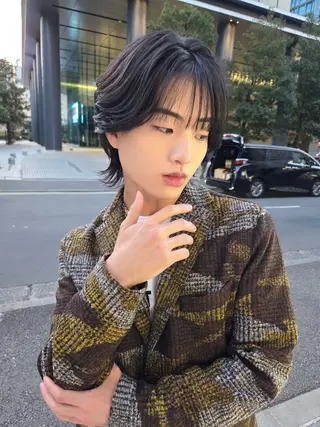 メンズ メンズ ヘアメイク  ハイトーン キャロのヘアスタイル