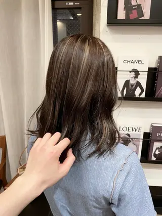 ミディアム カラー オザキクウガ/ ブリーチ/髪質改善のヘアスタイル