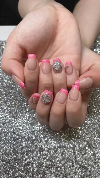 ネイル Guarendo(ガレンドゥ)錦糸町店所属・Gurando 錦糸町店のネイルデザイン