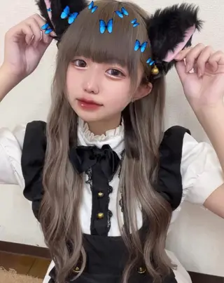 ロング 韓国ヘア×ハイトーン AYA💫のヘアスタイル