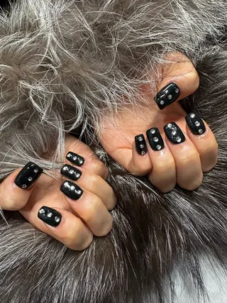 ネイル NAIL Salon IP所属・長谷川 奈緒美のネイルデザイン