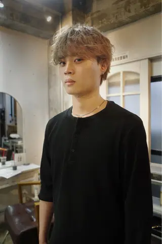 メンズ Pia hair design所属・【Pia】 セナ/ハイトーンのヘアスタイル