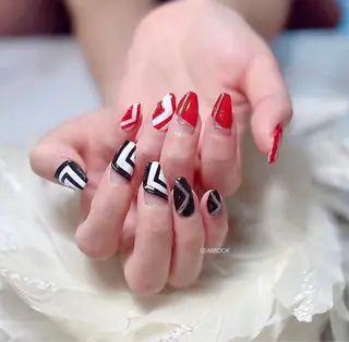 ネイル 鈴木 奈穂子のネイルデザイン