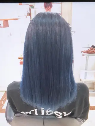 カラー 志賀 大倫のヘアスタイル