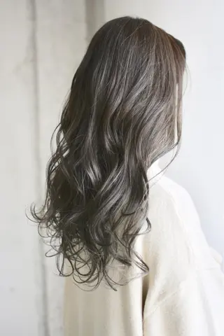 ロング 小澤大輔 YOLO hairのヘアスタイル