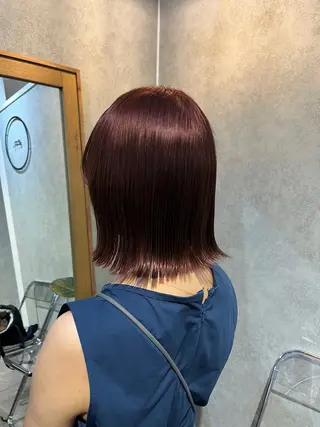 ミディアム カラー ボブ/プツッとボブ/ 暖色カラー/モエのヘアスタイル