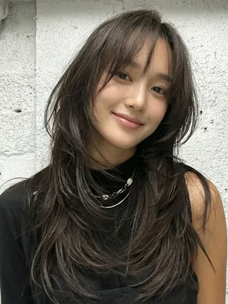 ロング レイヤーカット/ 火ノ見🪡のヘアスタイル