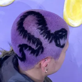 ショート カラー メンズ 👽KINA👽 派手髪🦖💖✨のヘアスタイル