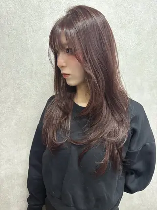 ロング カラー AIRI layer cut hairのヘアスタイル