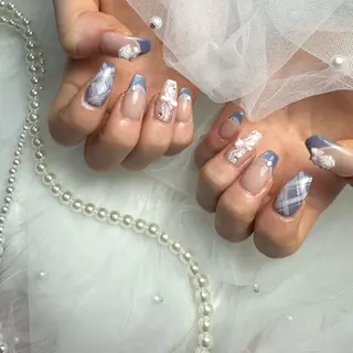 ネイル Rosa x rosa所属・Rosaxrosa AKANEのネイルデザイン