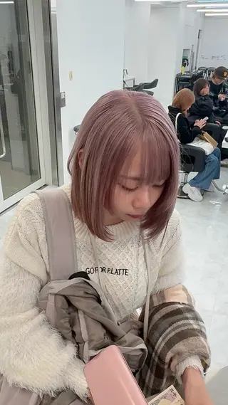 ロング カラー 🖤ハイトーン× レイヤー🖤SARAのヘアスタイル