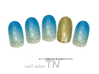 ネイル 矢川 まどかのネイルデザイン