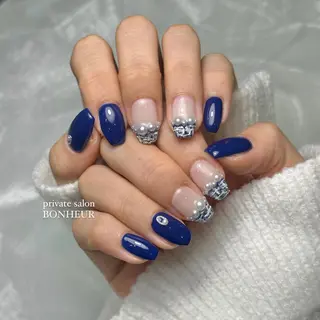 ネイル BONHEUR Annaのネイルデザイン