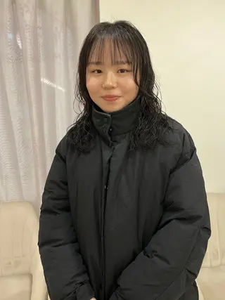 ミディアム パーマ 松村 澪里のヘアスタイル