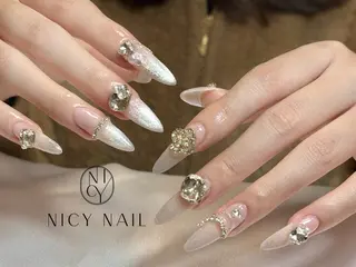 ネイル Anna_ Nicy Nailのネイルデザイン