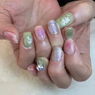 ネイル 河野 弥月のネイルデザイン