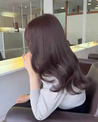セミロング カラー 大宮ハイトーン 原田光のヘアスタイル