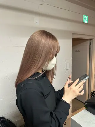 ミディアム カラー tokute よしかわなお🍒のヘアスタイル