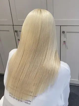 ロング カラー ベレーザ渋谷所属・圧倒的クオリティのブ リーチ/Tomokiのヘアスタイル