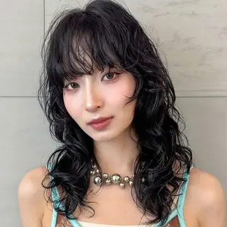 カラー パーマ ヘアアレンジ セミロング ITbyALBUM 中野店のヘアスタイル